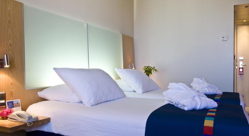 Radisson Airport Hotel 4*